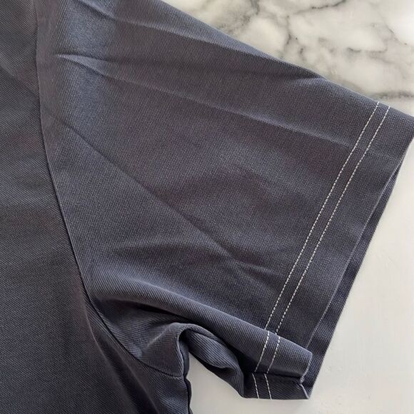 Travis Mathew Golf Polo Sz. M - Picture 4 of 7